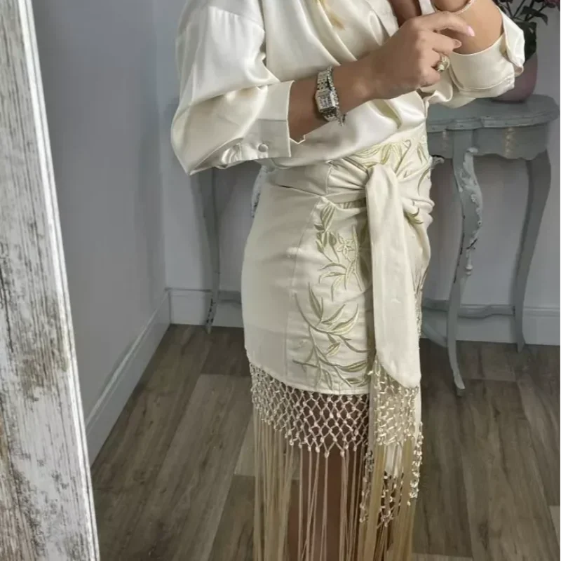 Eleganttassel Embroidered Hem Skirts Women Fashion Mesh Hollow Out Short Kilts 20265 Chic Summer New Female Beach Holiday Skirt