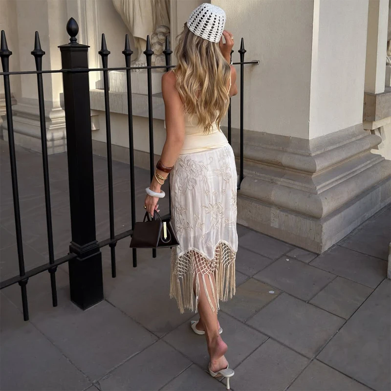 Eleganttassel Embroidered Hem Skirts Women Fashion Mesh Hollow Out Short Kilts 20265 Chic Summer New Female Beach Holiday Skirt