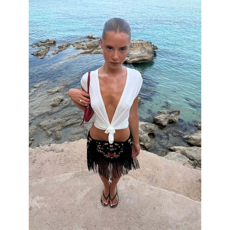 Eleganttassel Embroidered Hem Skirts Women Fashion Mesh Hollow Out Short Kilts 20265 Chic Summer New Female Beach Holiday Skirt