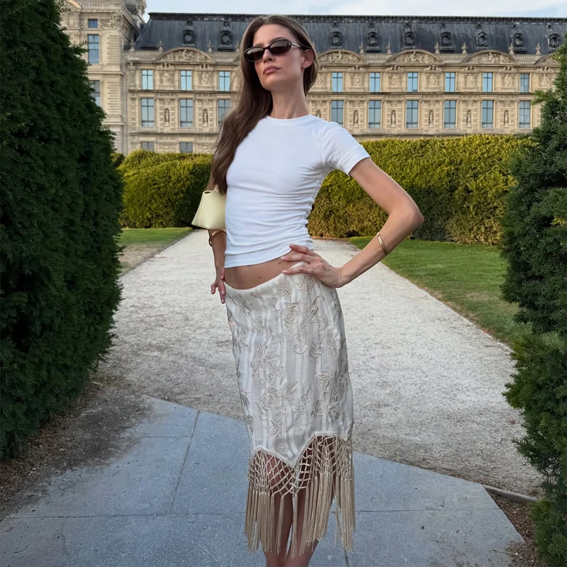 Eleganttassel Embroidered Hem Skirts Women Fashion Mesh Hollow Out Short Kilts 20265 Chic Summer New Female Beach Holiday Skirt