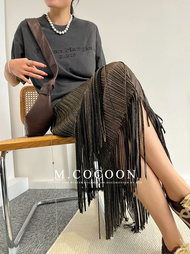 Miyake Pleated 2025 Autumn New Fringed And Gold-embossed Skirt, a Niche, Flowing And Form-fitting Dress