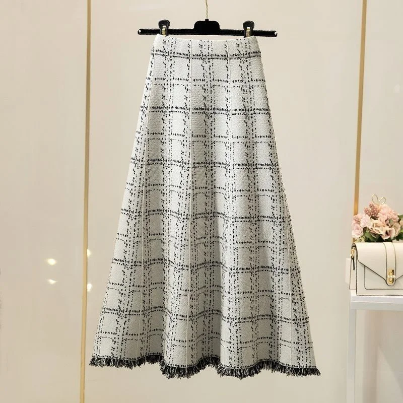 Autumn Winter Ladies Leisure Knitted Skirt Female Fashion Tassels Maxi Skirt Korean Women High Waist Lattice Long Skirts   ﻿