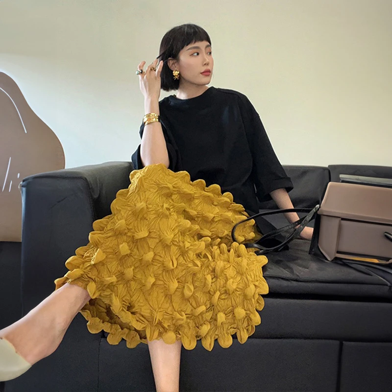 Miyake Pleated Bubble Skirt Women 2023 Autumn New Korean Harajuku Fashion Designer Unique Yellow Hand Pleated Skirt