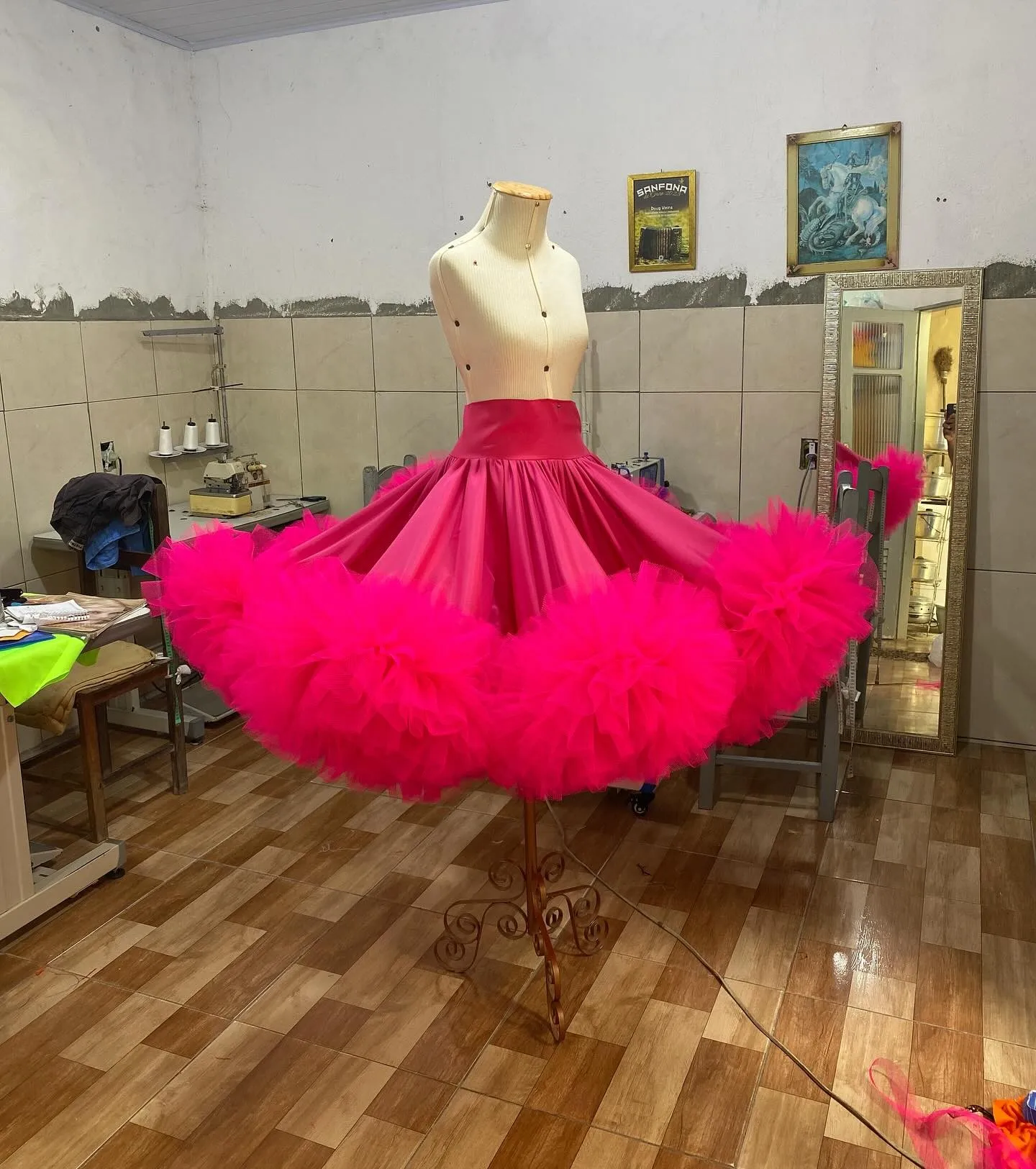 Fuchsia Knee Length Women Satin Skirt With Ruffles Bottom Costumes For Stage Show Skirts For Photoshoots