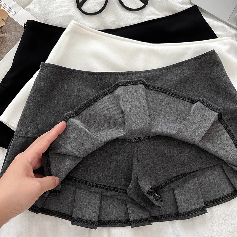Low Waist Mini Skirt Y2K Black Low Rise Pleated Skort with Bulit-in Shorts Micro Miniskirt Women Teenage Girls Sweet Outfit