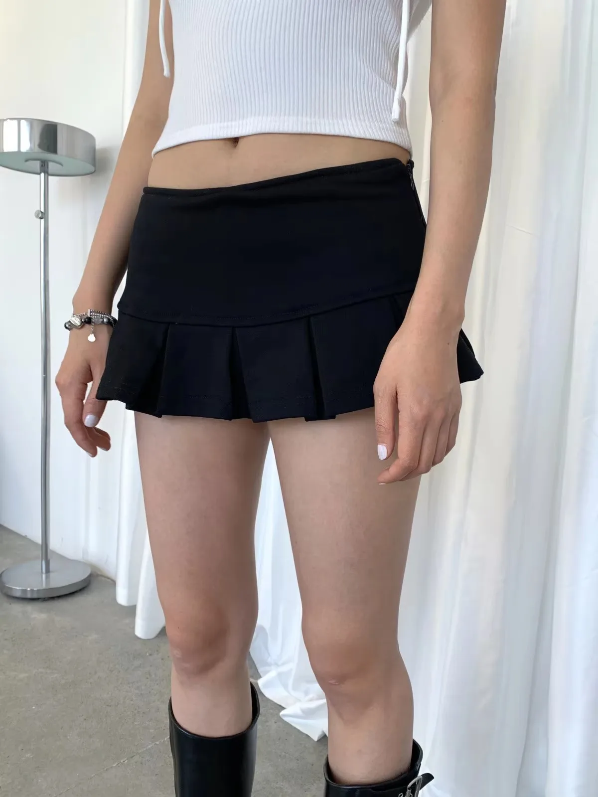 Low Waist Mini Skirt Y2K Black Low Rise Pleated Skort with Bulit-in Shorts Micro Miniskirt Women Teenage Girls Sweet Outfit
