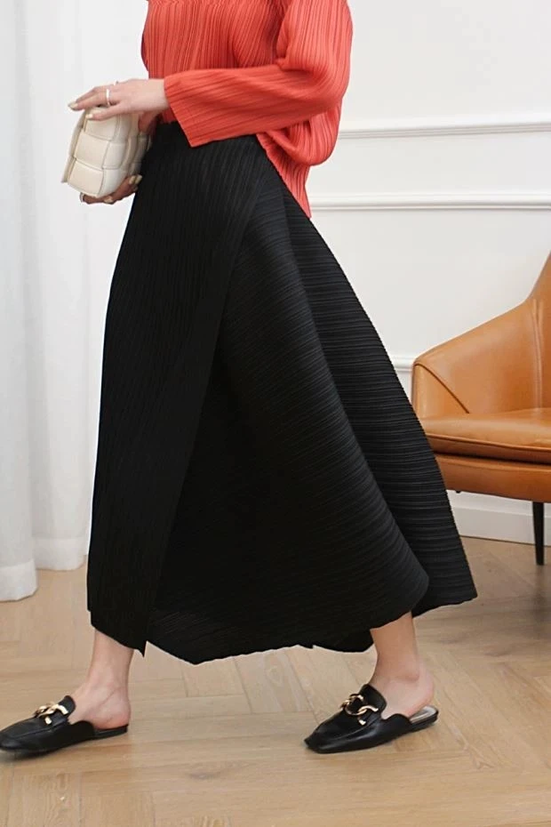 Miyake Pleated Loose Irregular Skirt Wome2025 Summer Autumn New High Waist Korean Fashion Women Aesthetic Designer Clothes