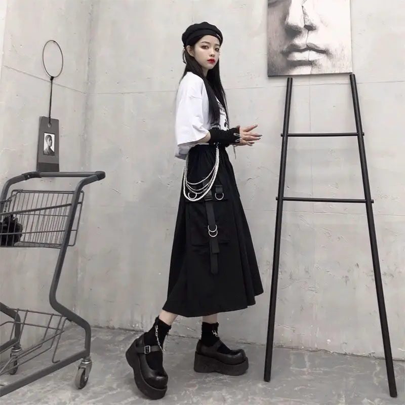 New 2026 Spring Autumn Women Skirt Fashion Korean Style Black Long Skirts with Chain Side Slit Hip Hop Streetwear