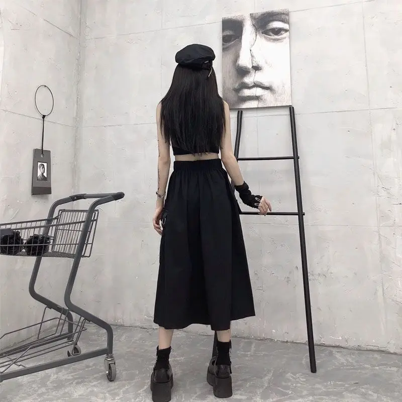 New 2026 Spring Autumn Women Skirt Fashion Korean Style Black Long Skirts with Chain Side Slit Hip Hop Streetwear
