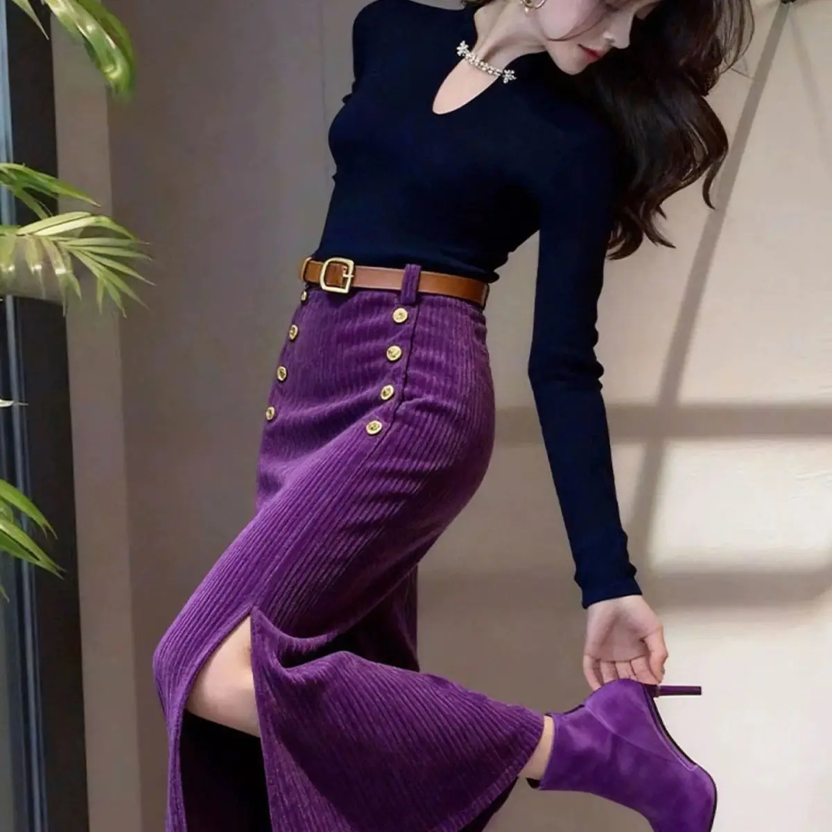 French purple corduroy hip skirt women's autumn and winter straight good-looking split-ended chenille long skirt