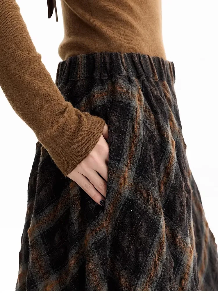 Retro British-Style Skirt~ Wool Plaid Bud Skirt, Versatile Skirt for Autumn and Winter, 2026 Autumn and Winter New Style