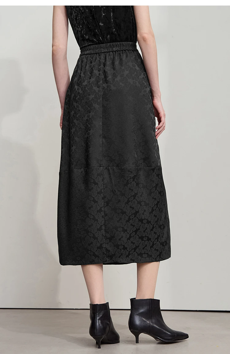 AMII 2026 New Arrival Autumn Quiet Luxury Style Women Skirts Elastic Waistband Loose Elegant Solid Lantern Dress 12523032