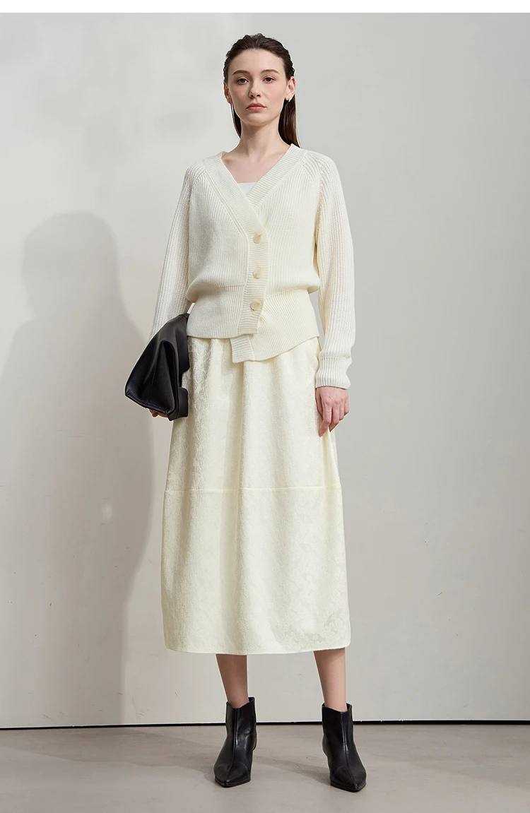 AMII 2026 New Arrival Autumn Quiet Luxury Style Women Skirts Elastic Waistband Loose Elegant Solid Lantern Dress 12523032