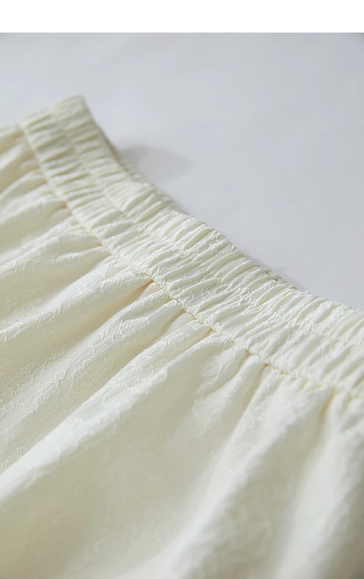AMII 2026 New Arrival Autumn Quiet Luxury Style Women Skirts Elastic Waistband Loose Elegant Solid Lantern Dress 12523032