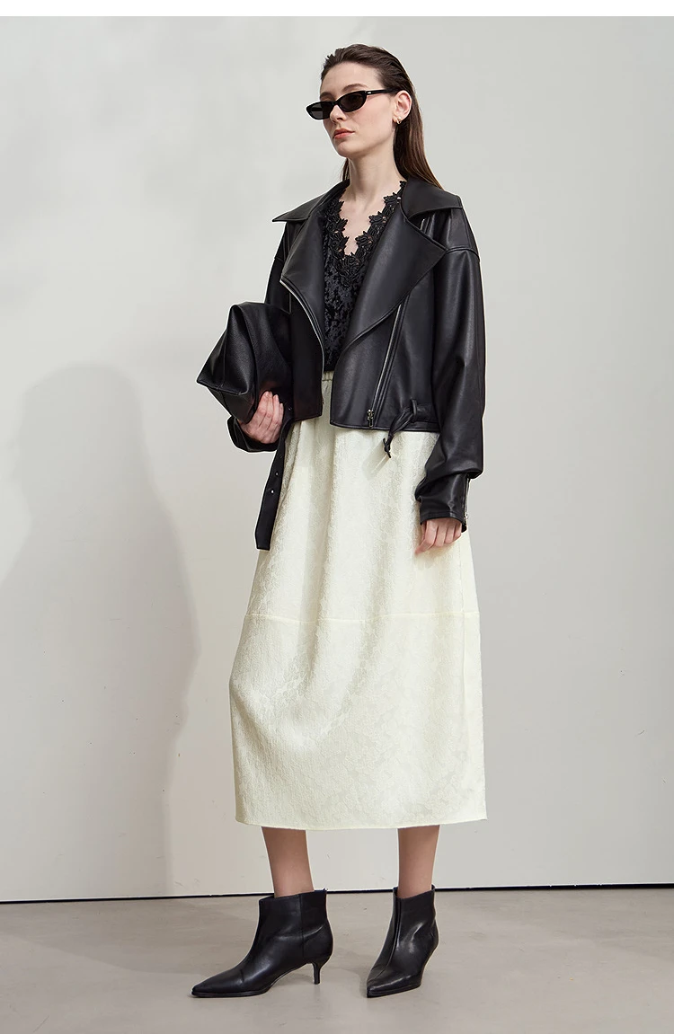 AMII 2026 New Arrival Autumn Quiet Luxury Style Women Skirts Elastic Waistband Loose Elegant Solid Lantern Dress 12523032