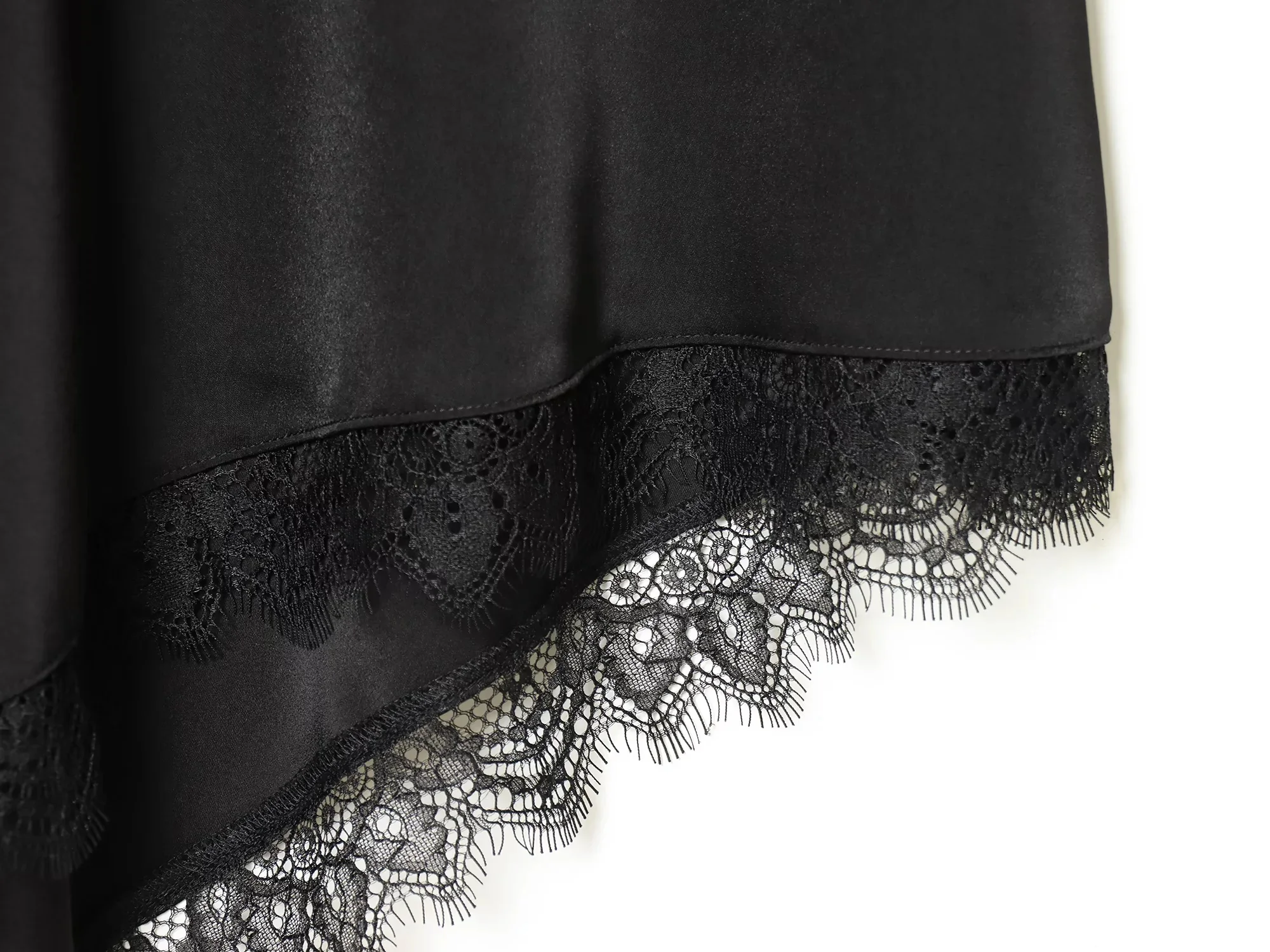 KONDALA Trend Sexy Chic Women Asymmetrical Skirt Solid Lace Zipper Skirt New Fashion 2026 Spring Holiday Party Night Out Skirt