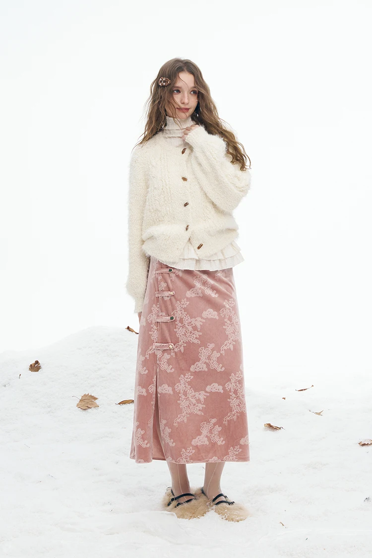 ELFSACK New Oriental Style Velvet Midi Skirt Autumn Winter A Line Jacquard Frog Buttons Elegant Soft Female Skirt
