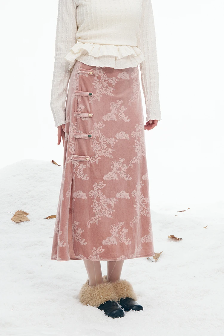 ELFSACK New Oriental Style Velvet Midi Skirt Autumn Winter A Line Jacquard Frog Buttons Elegant Soft Female Skirt