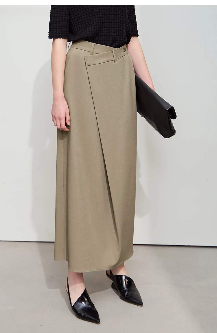 AMII Minimalist Half-body Skirt Women 2026 Autumn New Elegant Commuter Anti-wrinkle Asymmetric A-line Slim Long Skirt 12541053