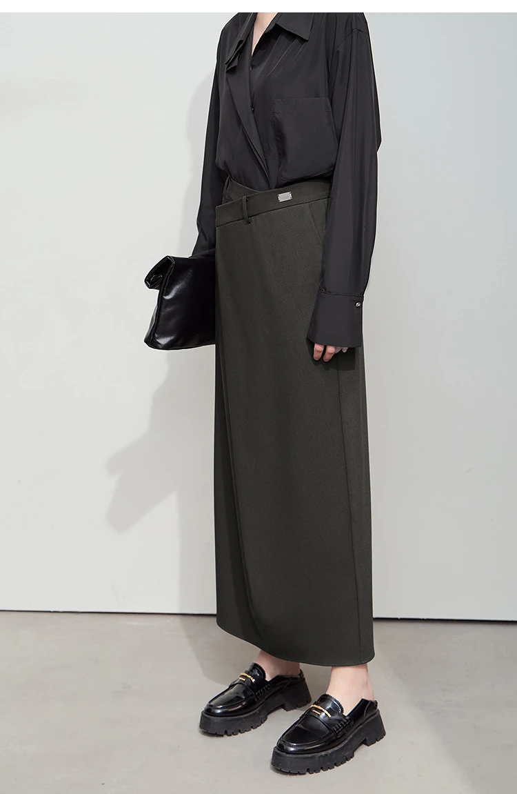 AMII Minimalist Half-body Skirt Women 2026 Autumn New Elegant Commuter Anti-wrinkle Asymmetric A-line Slim Long Skirt 12541053