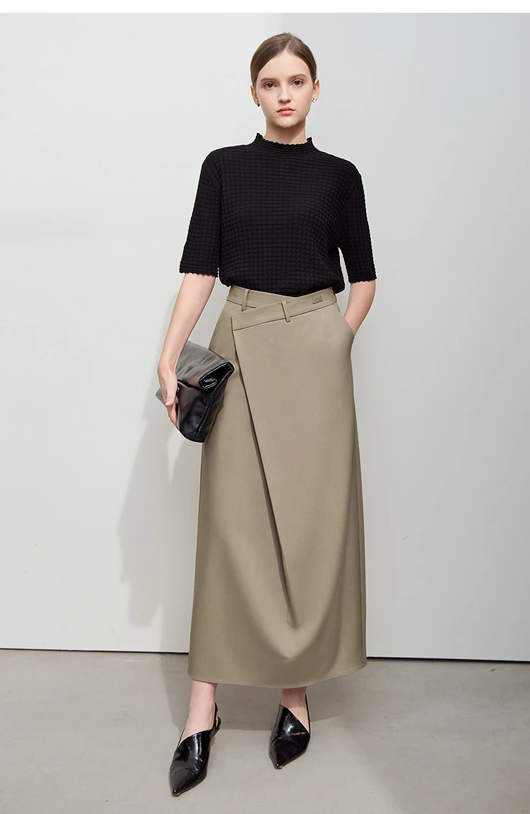 AMII Minimalist Half-body Skirt Women 2026 Autumn New Elegant Commuter Anti-wrinkle Asymmetric A-line Slim Long Skirt 12541053