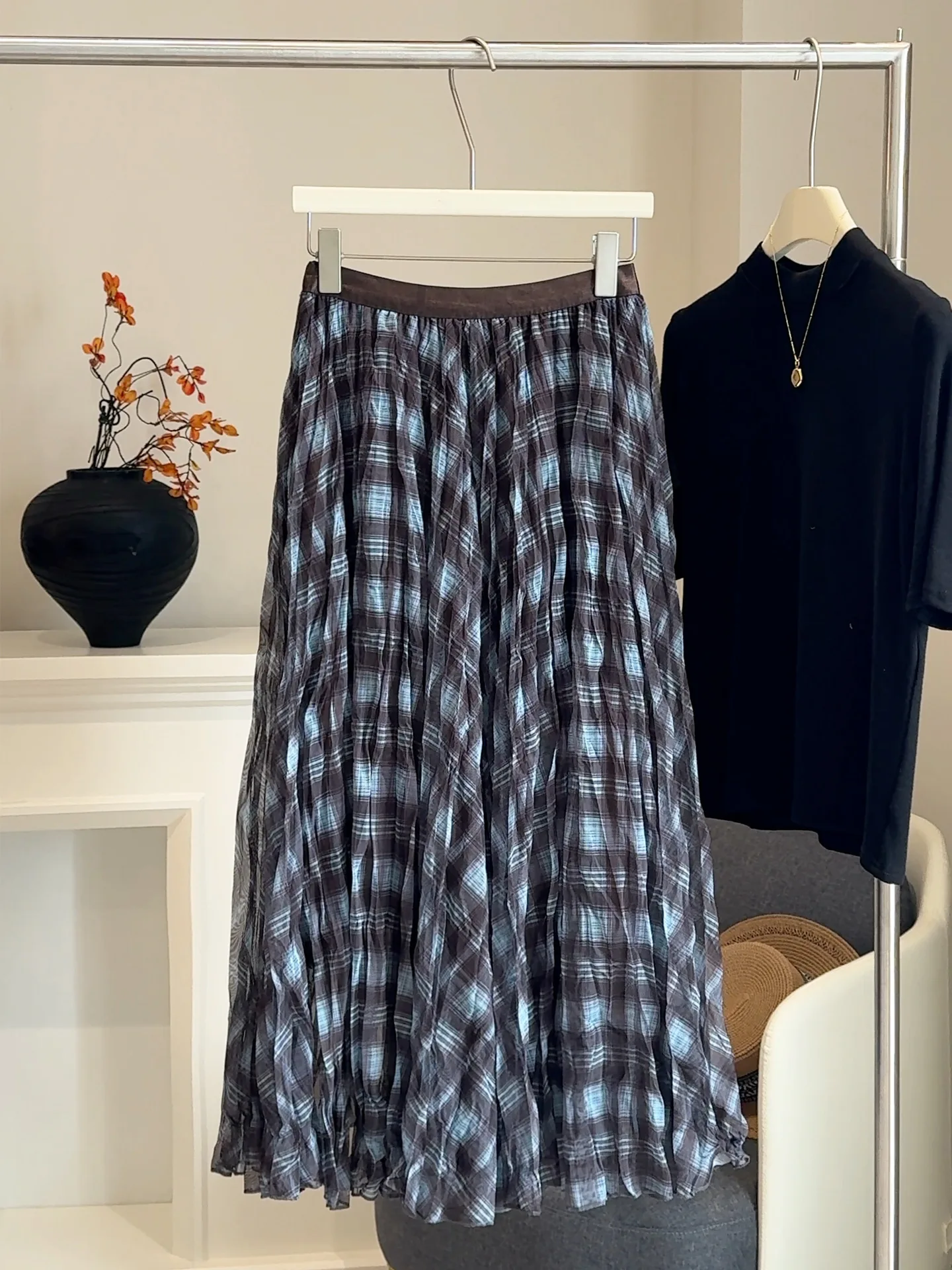 Autumn women's mesh plaid mid skirt color blocked high waisted new pleated loose umbrella skirt A-line luxurious half skirt 2026