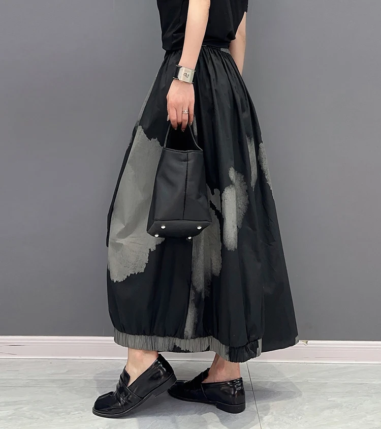 Painted Fashion New Japanese Style Woman Loose Fit Tide Long Green Black Vintage Printed Skirt Casual Streetwear Skirt JJSK076