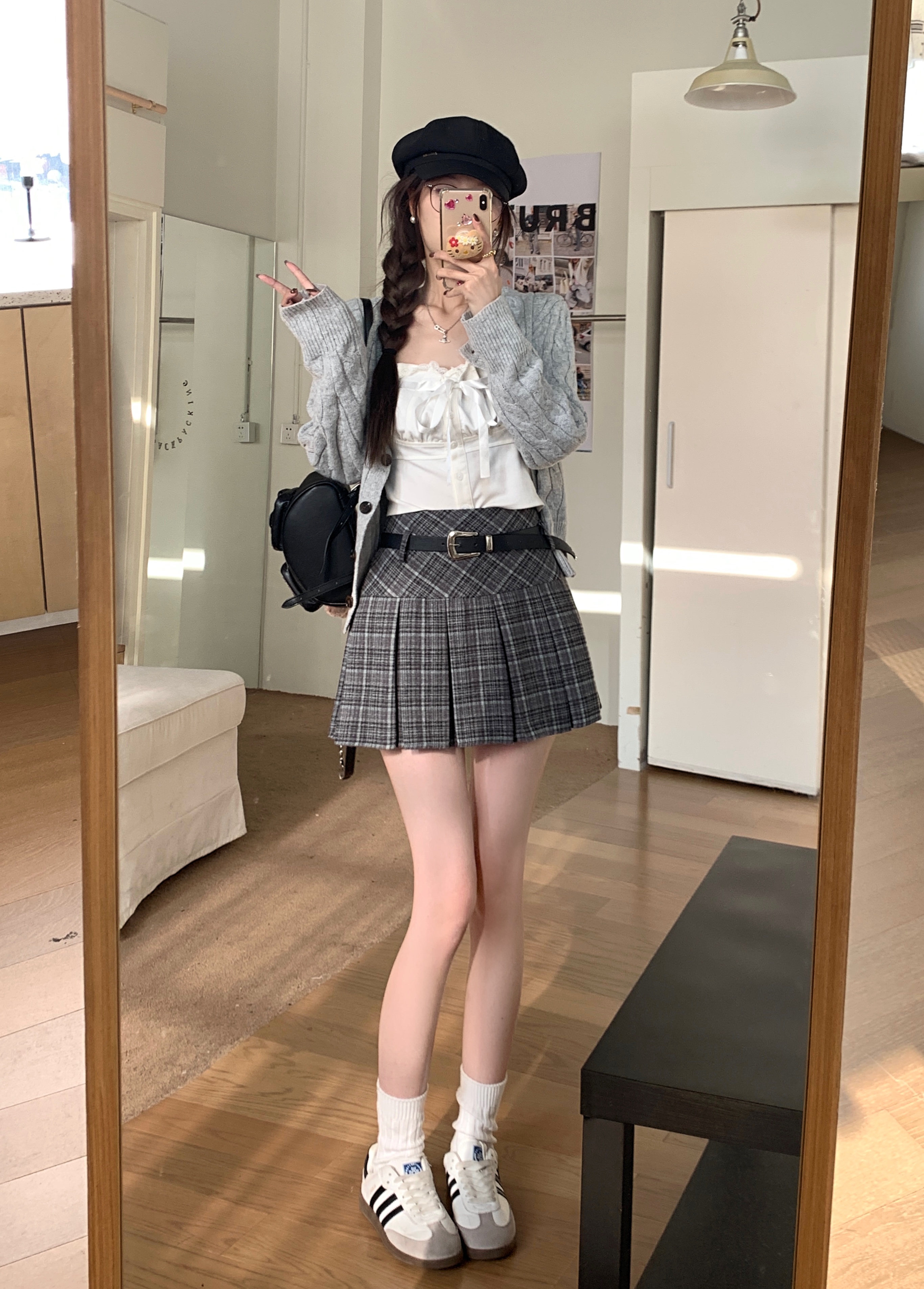 Korean style Winter Woolen Kawaii Mini Skirts Women Fashion Y2K Streetwear Tartan Pleated Plaid Skirt High Waist A-Line Skirt