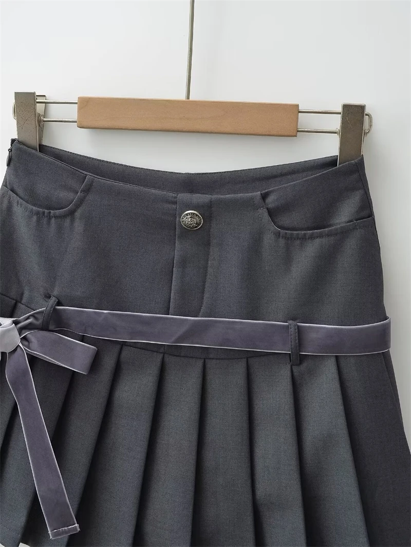 Women's Y2k A-line Pleated Skirt Vintage Plaid Mini Skirt Harajuku Korean Elegant Preppy Style Bow Skirts 2000s Clothes Summer