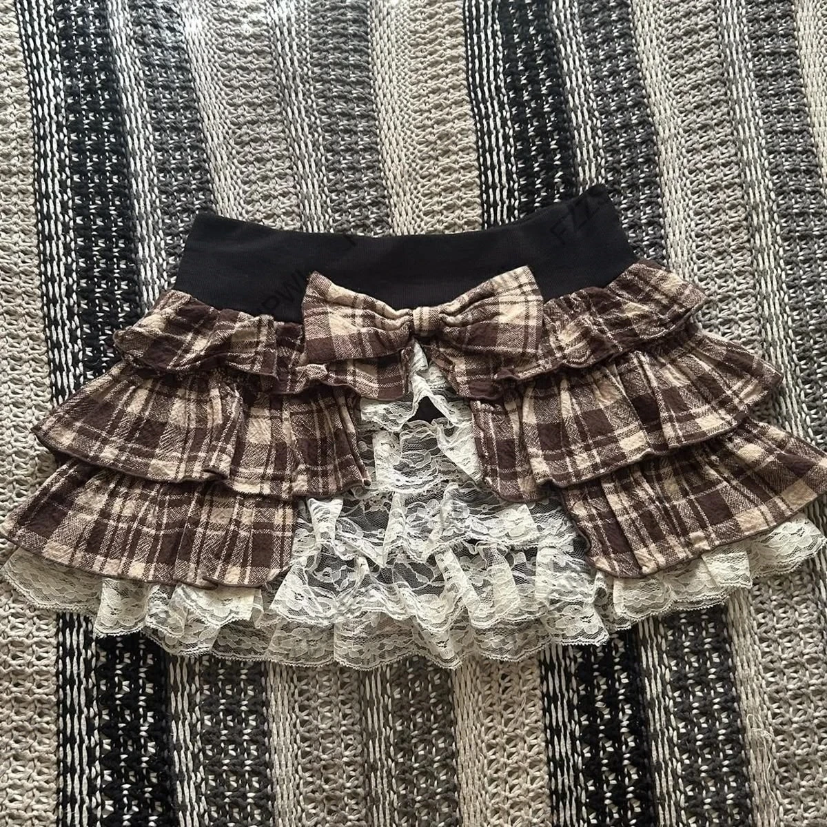 Y2K Coquette Brown Plaid Ruffle Mini Skirt Women Lace Layered Bow High Waist Micro Skort Streetwear Gothic Trend Lower Garment
