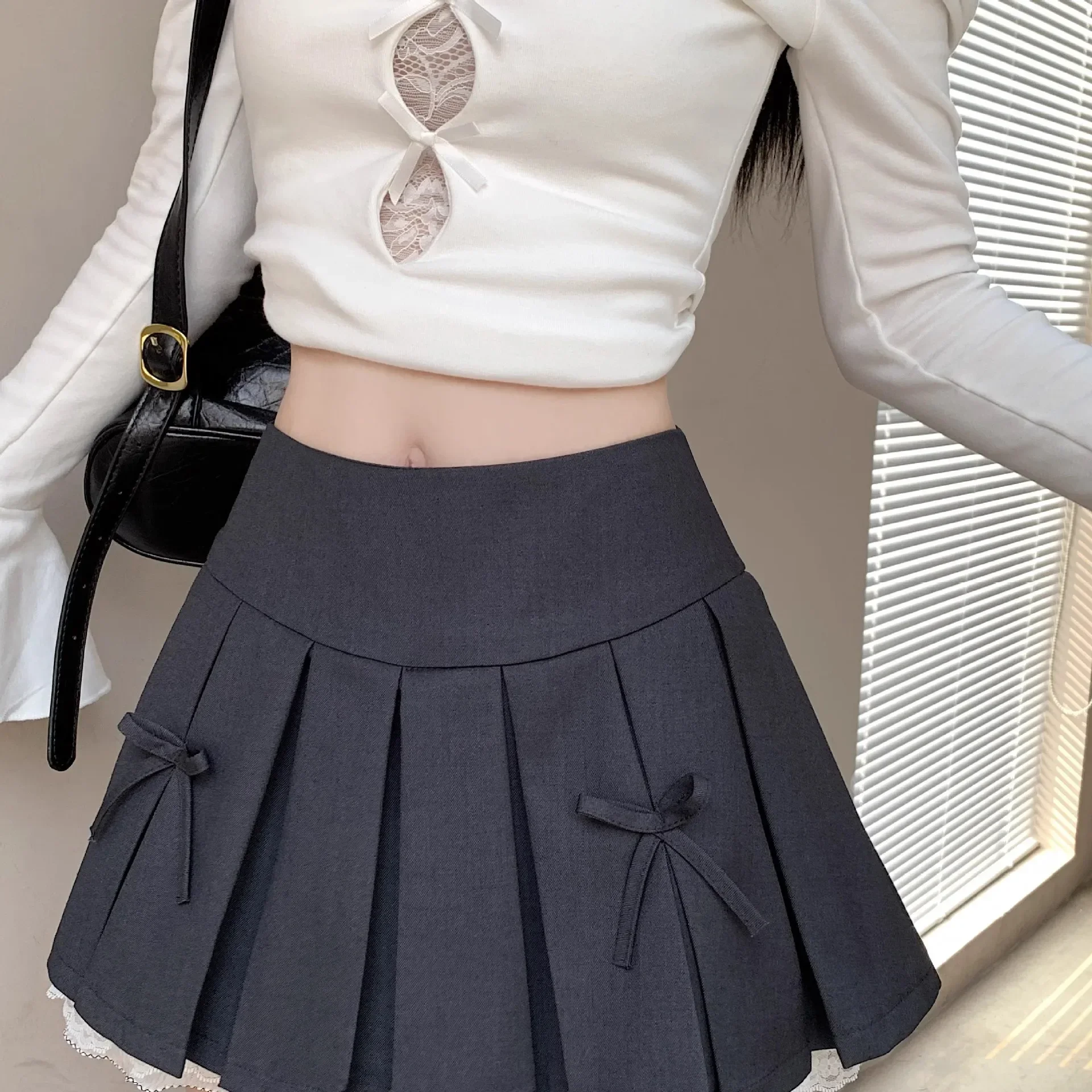 Korean Fashion Sweet High Waist College Pleated Skirt for Womenn Lace Preppy Bow Skirt Female A-line Pleated Skirt Y2k