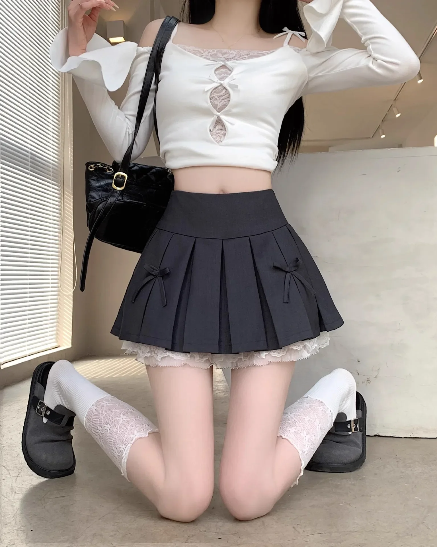 Korean Fashion Sweet High Waist College Pleated Skirt for Womenn Lace Preppy Bow Skirt Female A-line Pleated Skirt Y2k