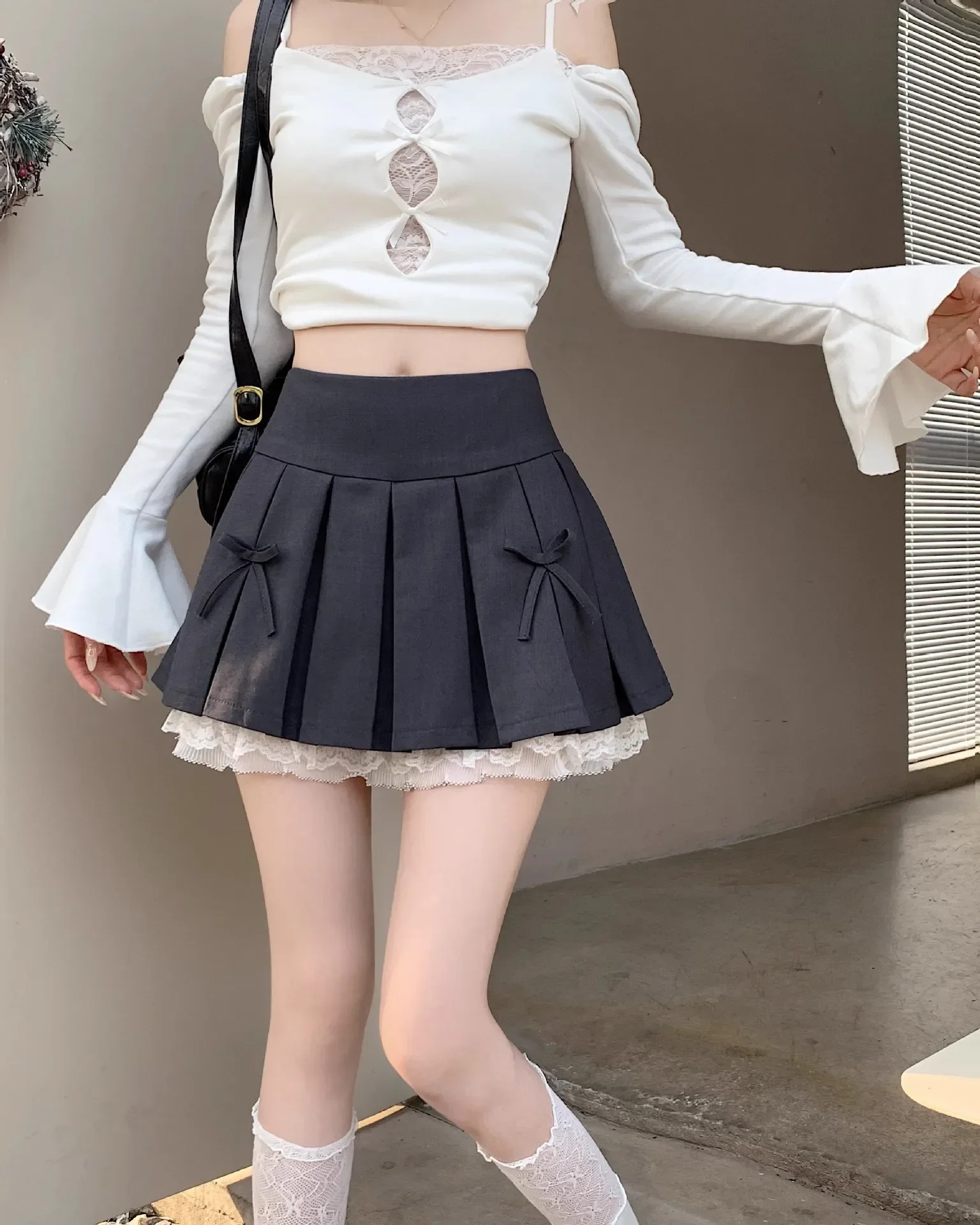 Korean Fashion Sweet High Waist College Pleated Skirt for Womenn Lace Preppy Bow Skirt Female A-line Pleated Skirt Y2k