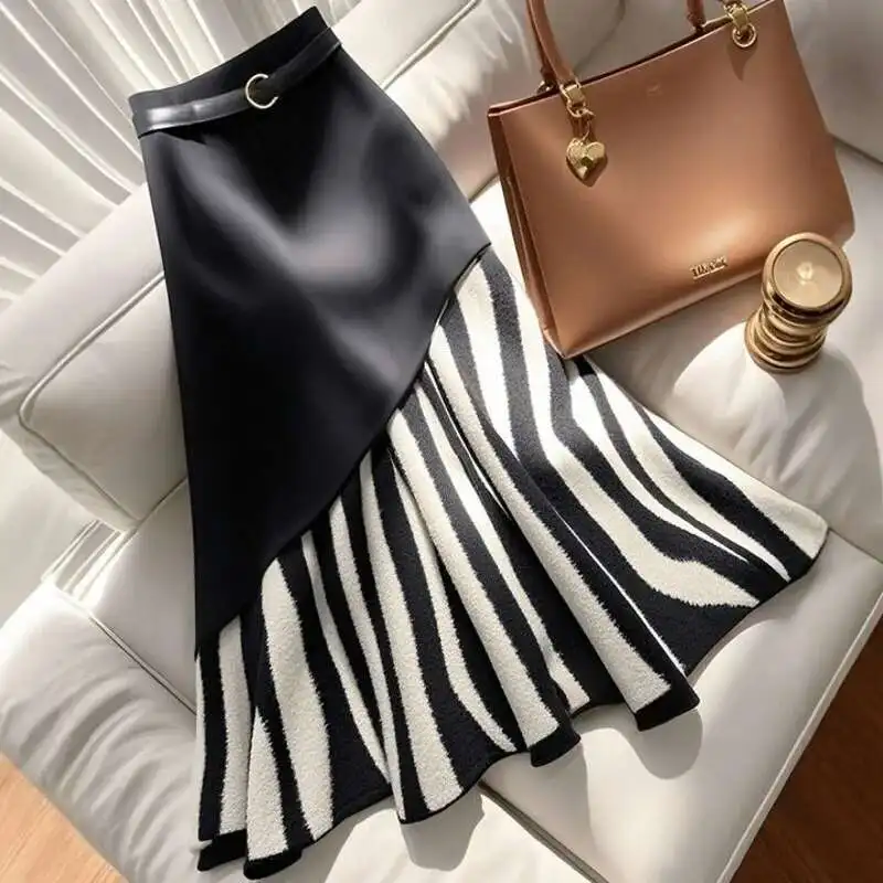Irregualr Design Waistband Wrapped Hip Slim Mermaid Skirt Women's 2025 Spring New Tide Striped Patchwork Half Long Skirt