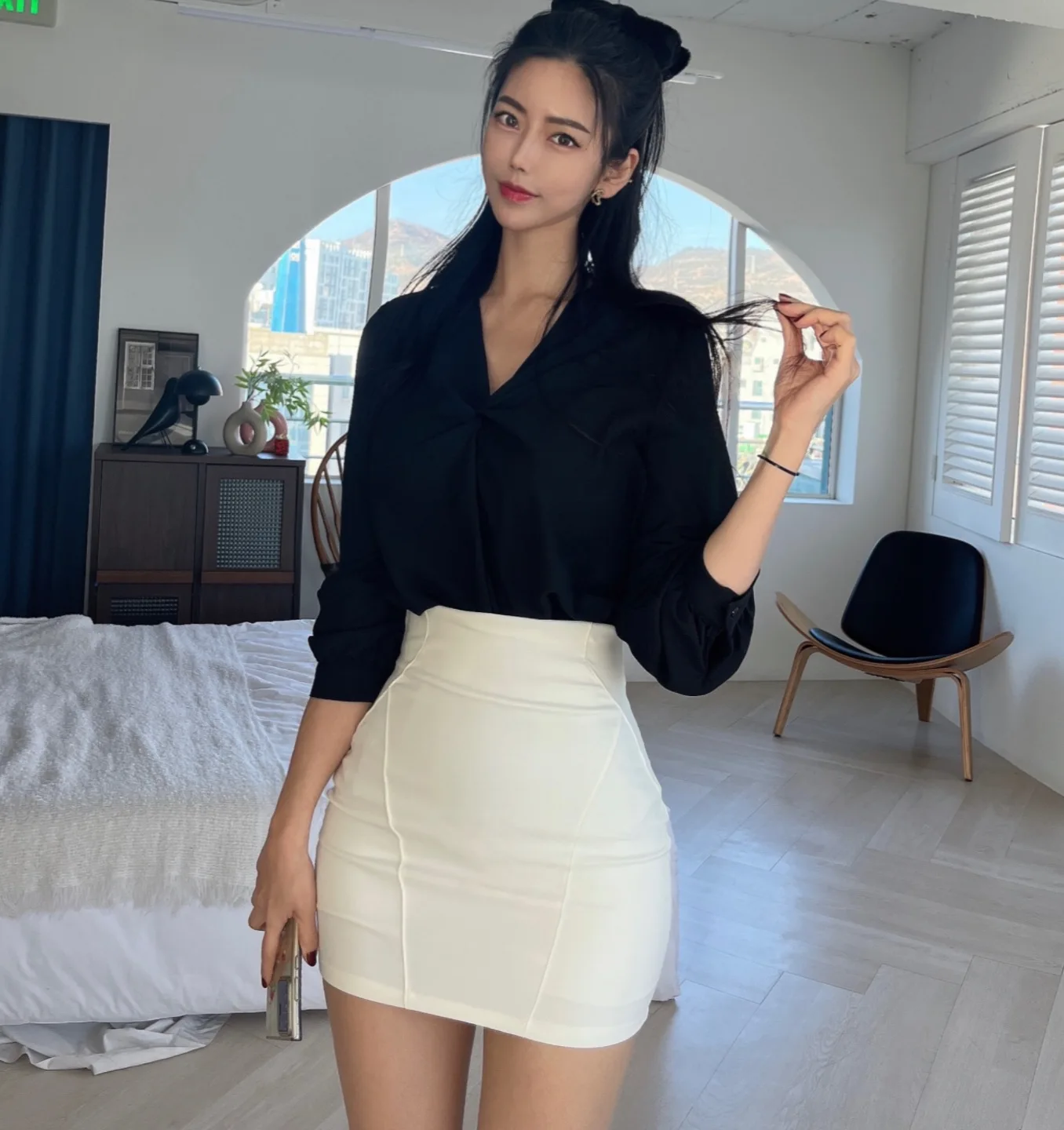WOMENGAGA Fashion Mini Skirts Korea 2024 Autumn/Winter New High Waist Tight Simple Solid Color Hip Wrapped Short Skirts 3JAB