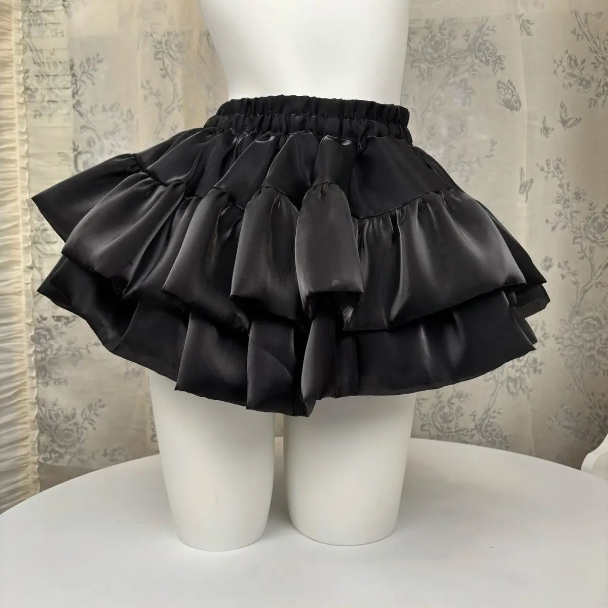 Y2K Sweet and Kawaii Shiny Satin Tiered Ruffle Puff Bloomers High Waist Elastic Waist Anti-Exposure All-match Mini Skirt 7Color