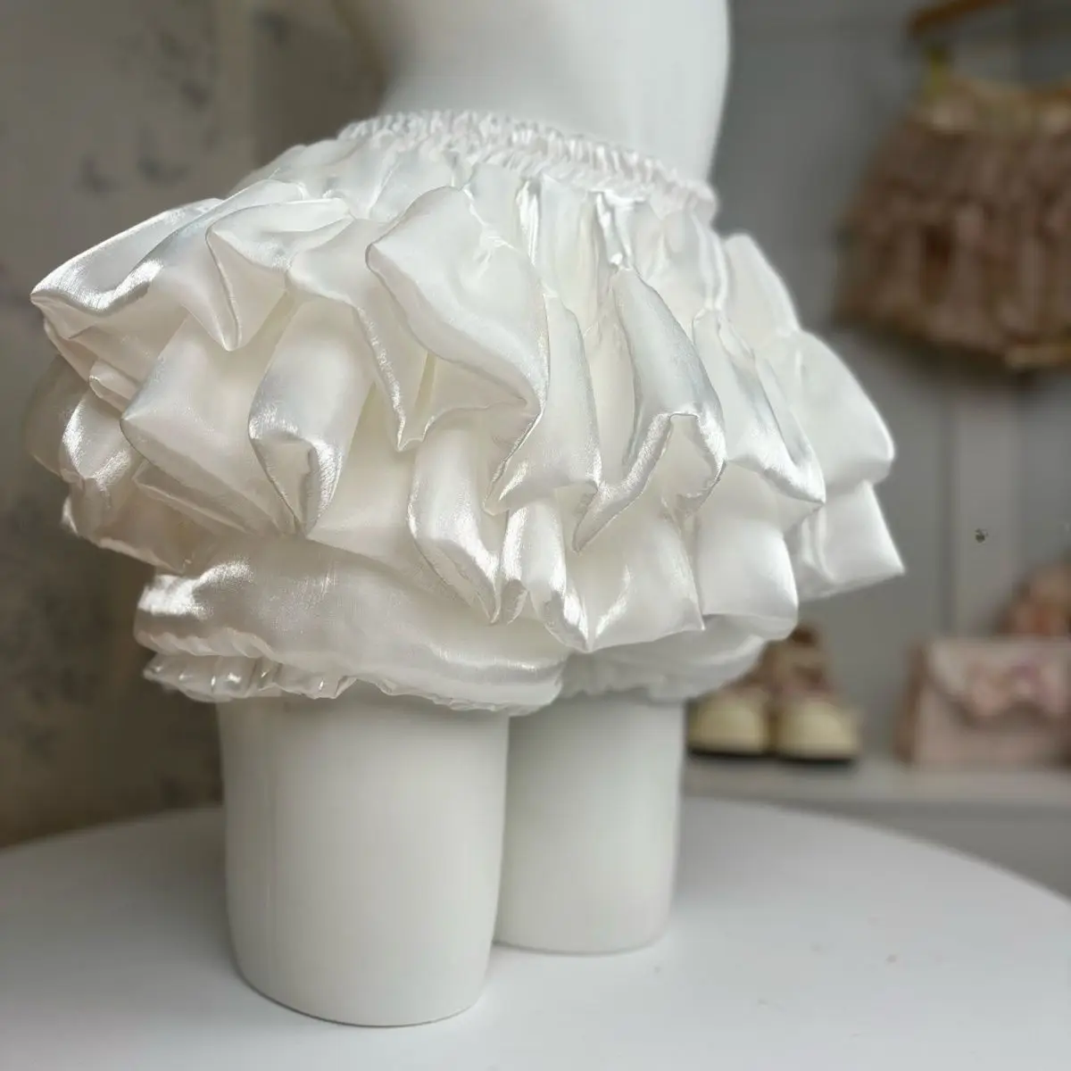 Y2K Sweet and Kawaii Shiny Satin Tiered Ruffle Puff Bloomers High Waist Elastic Waist Anti-Exposure All-match Mini Skirt 7Color