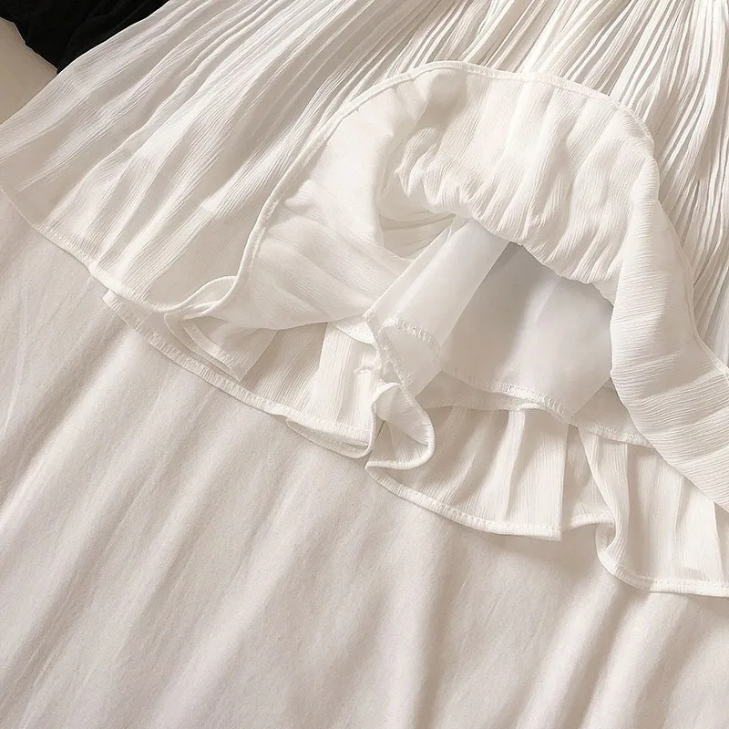 Small Fresh Pure Color Chiffon Short Skirt 2024 Spring and Summer New High-waisted Slimming Pleated Anti-slip Skirt