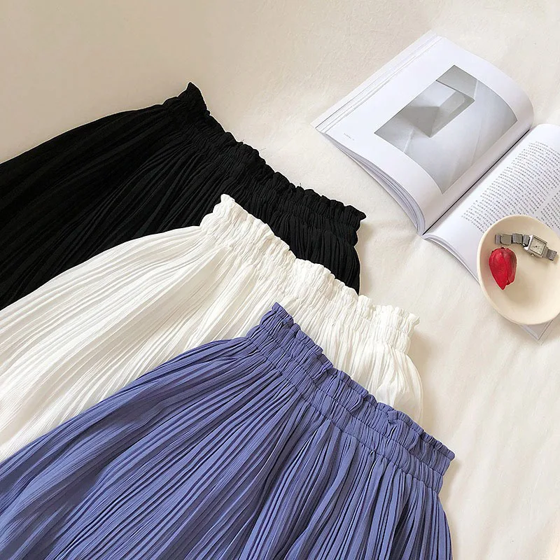 Small Fresh Pure Color Chiffon Short Skirt 2024 Spring and Summer New High-waisted Slimming Pleated Anti-slip Skirt