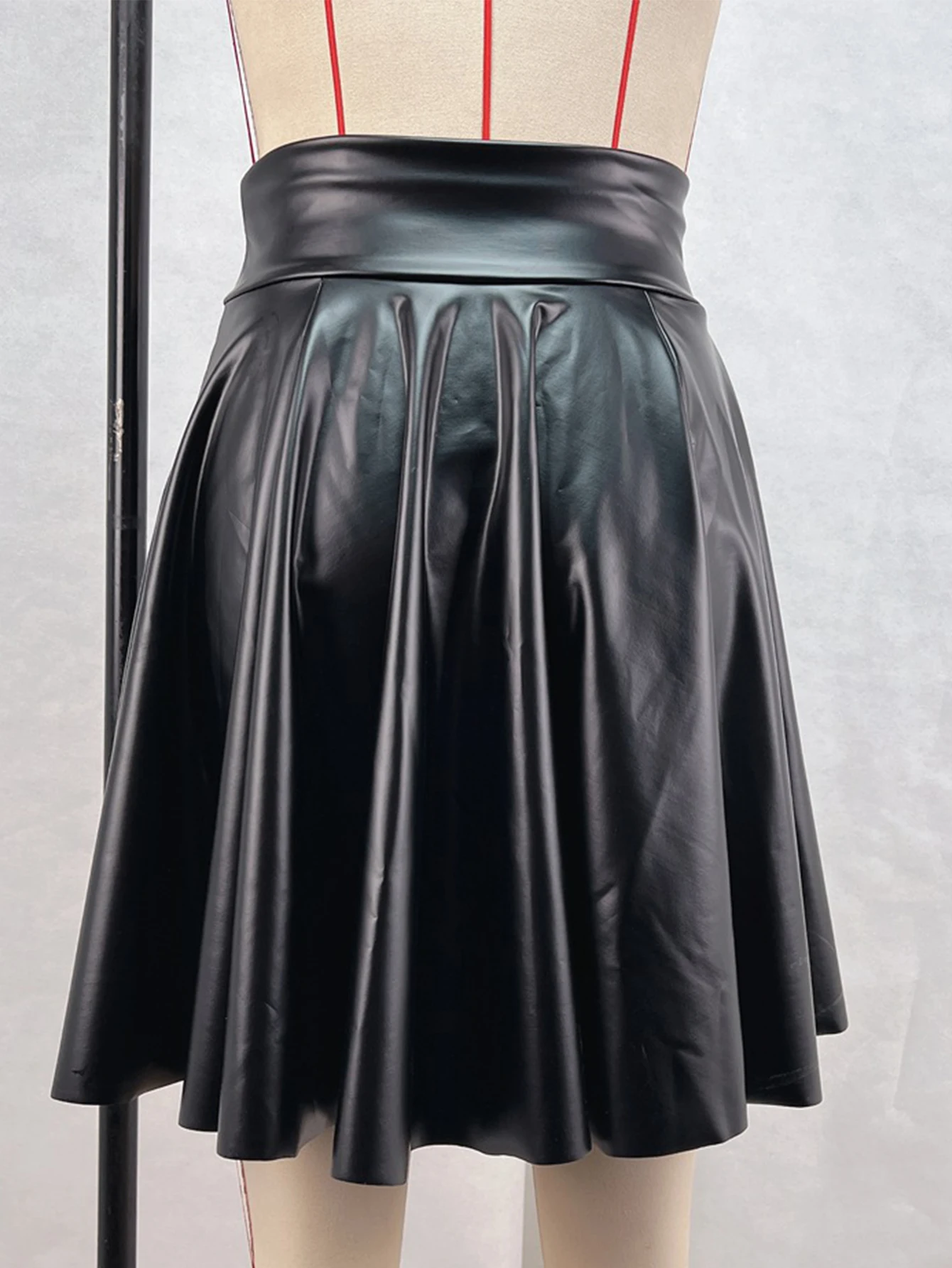 Sexy Black PU Leather Mini Skirt Women Elegant Fashion Short Skirts Womens Gothic Clothes Club Party High Waist Pleated Skirt HL