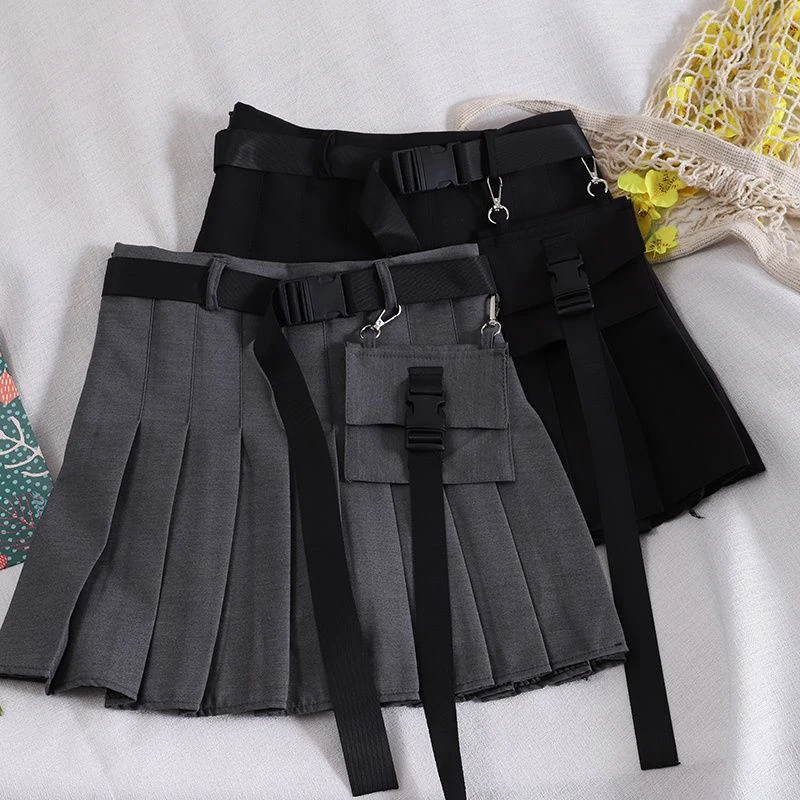 Zoki Harajuku Belt Pleated Cargo Skirt Women Fashion Gothic High Waist Pocket Mini Skirts Fashion Summer Lady A Line Black Skirt
