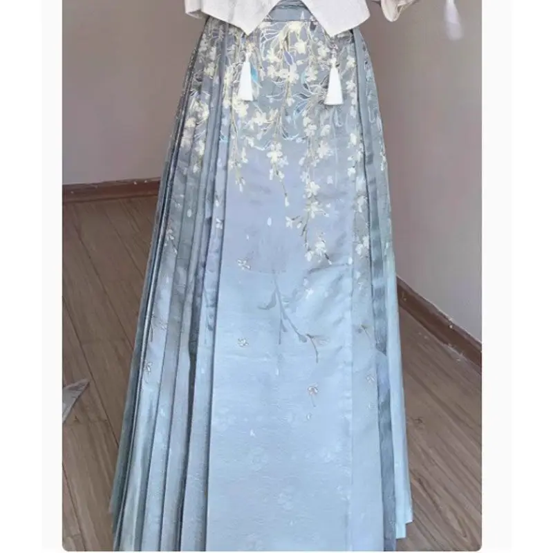 Chinese Style Dark Green Pleated Mamianqun for Women Traditional Hanfu Skirt with Landscape Floral Brocade Elegant Slim Skirt
