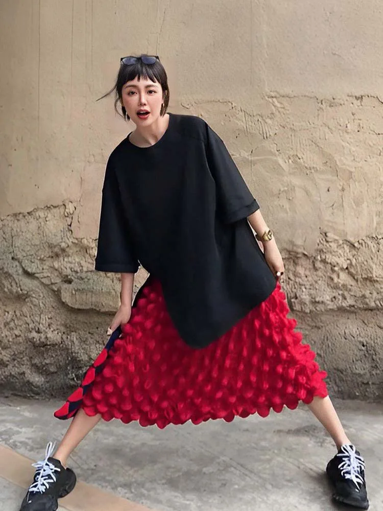 Miyake Fold 2025 Summer New Women's Bubble Skirt Korean Fashion Designer Loose Street Wear Half Body Skirt