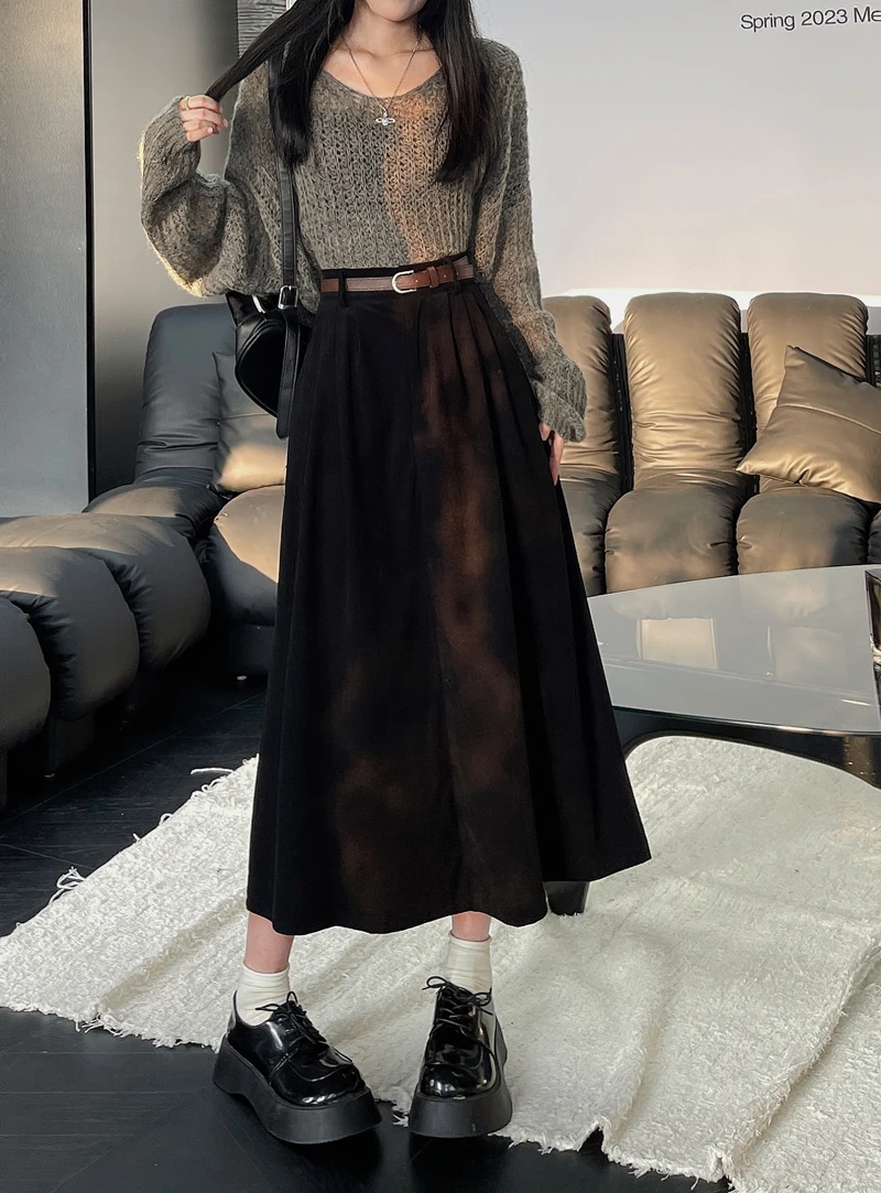 Korean Women's Brown Skirt 2024 Autumn Winter Black High-waisted Corduroy Long Skirt Ladies College Style Pleated A-line Skirts