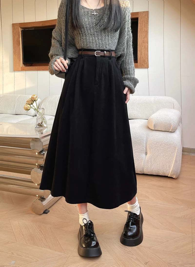 Korean Women's Brown Skirt 2024 Autumn Winter Black High-waisted Corduroy Long Skirt Ladies College Style Pleated A-line Skirts