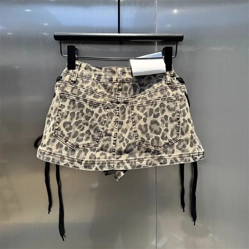 Design Sense Straps Spice Girl Hip Skirt Women 2026 Summer Retro High Street Leopard Print Denim Skirt