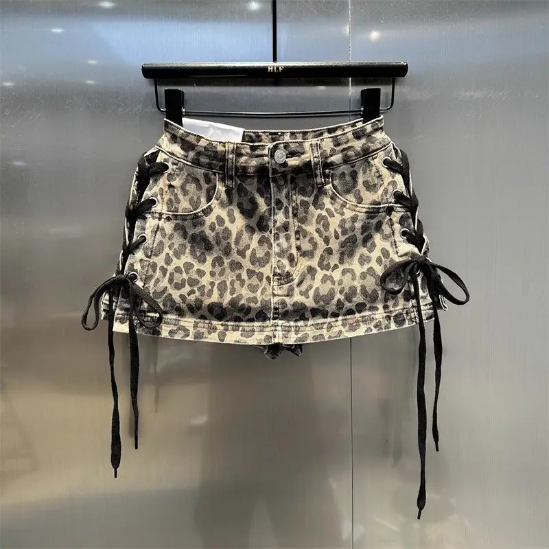 Design Sense Straps Spice Girl Hip Skirt Women 2026 Summer Retro High Street Leopard Print Denim Skirt