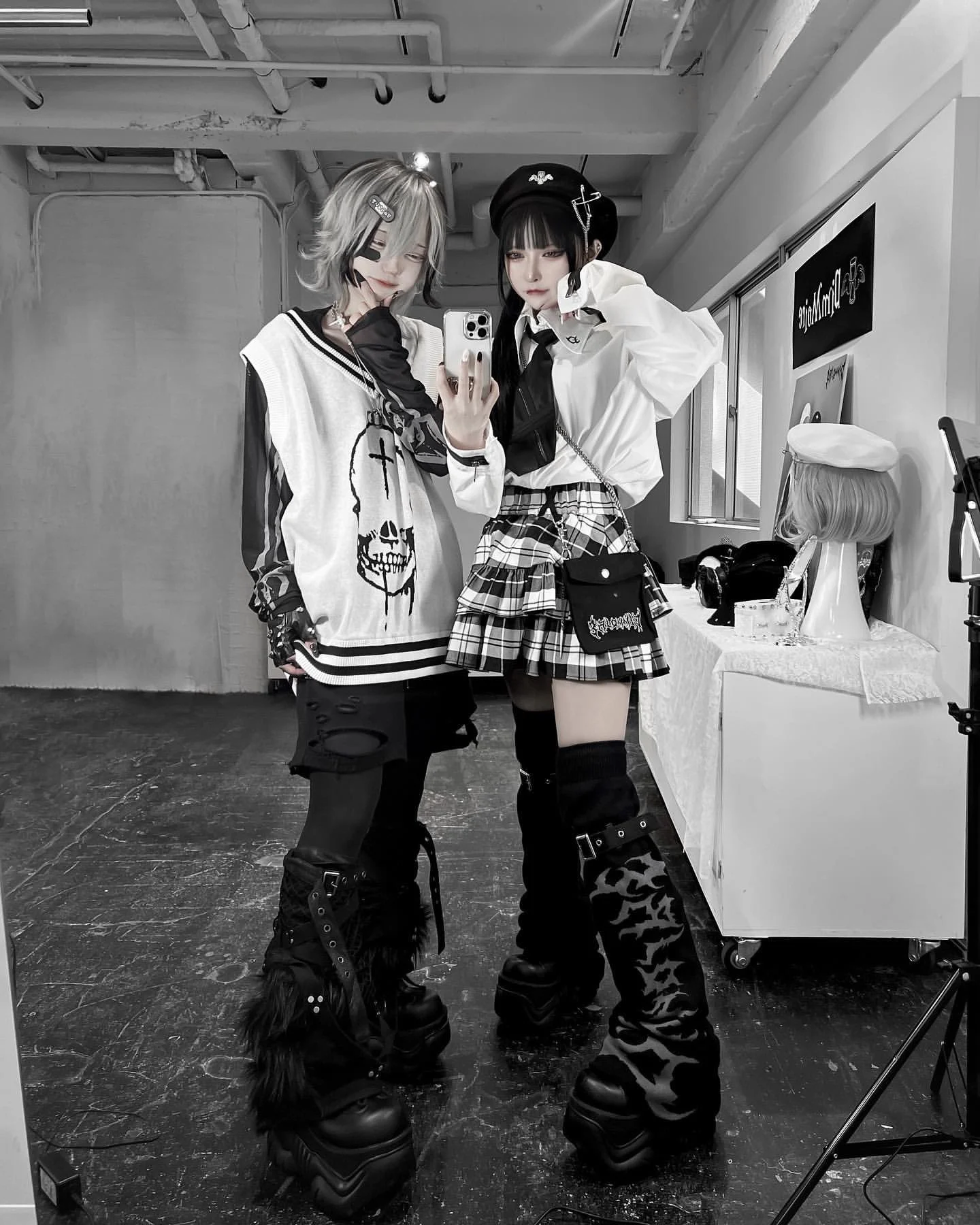 Japanese Harajuku Punk College Style Plaid Cake Ultra Short Skirt Subculture Y2k Girl Autumn High Waist Mini Skirt with Waistbag