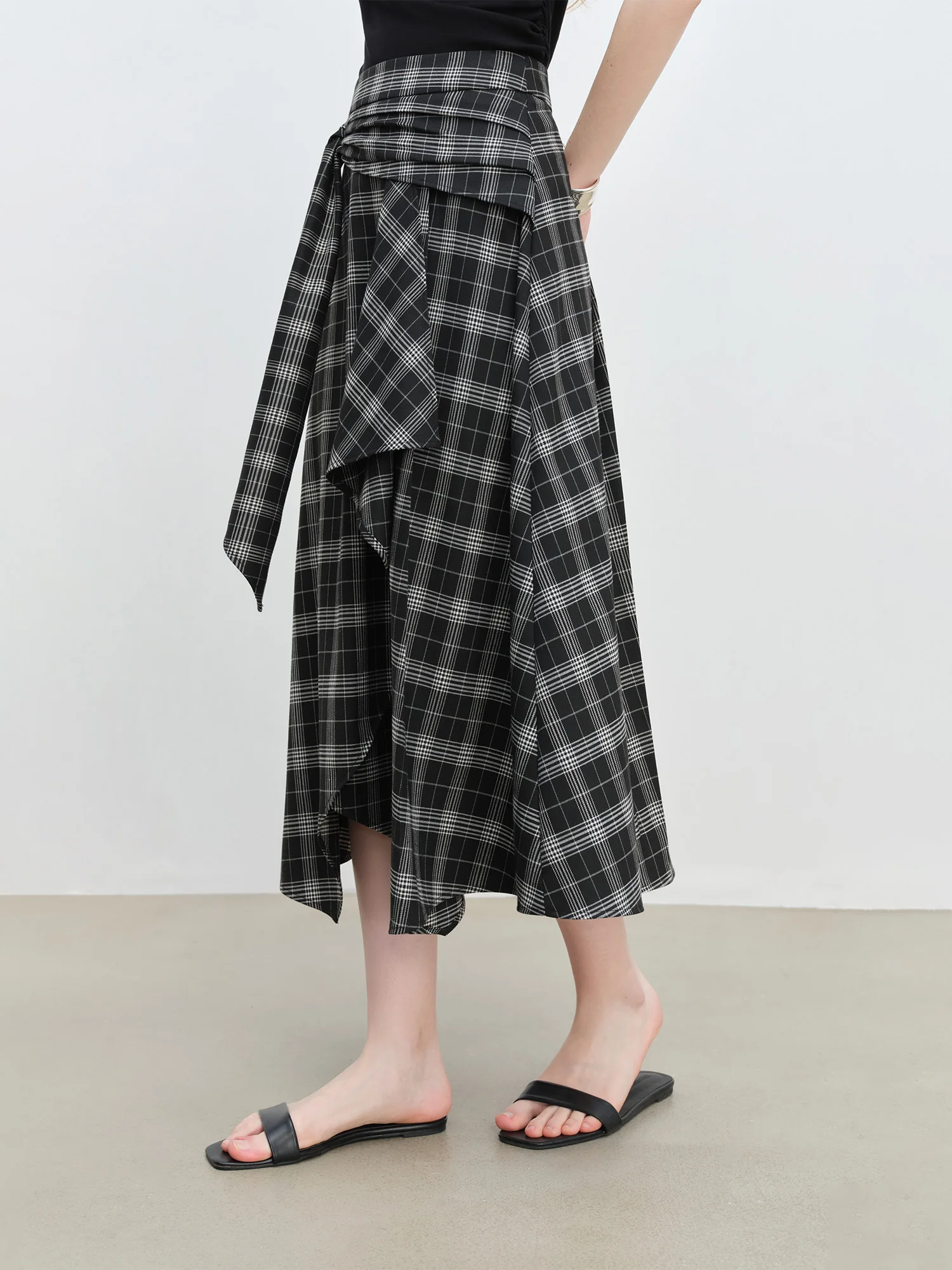 ZIQIAO 2025 Summer Petite Artistic Check Skirt - High-Waisted Asymmetric Hem & A-Line Silhouette for Retro Chic 25ZQ92390