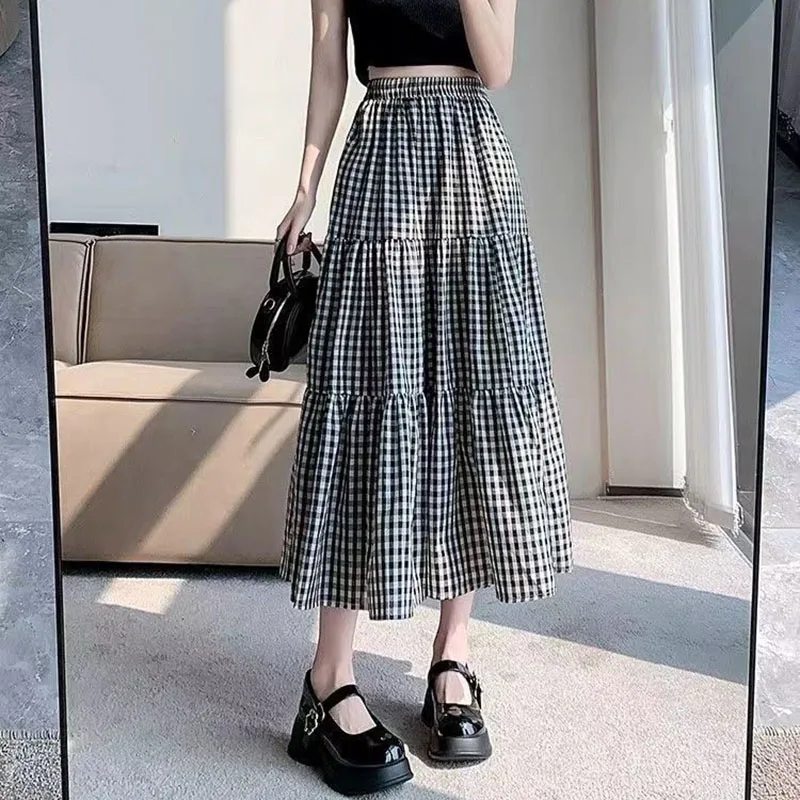 Summer Black White Plaid Skirts Women Korean Temperament Fashion Long Skirt Ladies Casual High Waist Fold Student A-Line Skirts